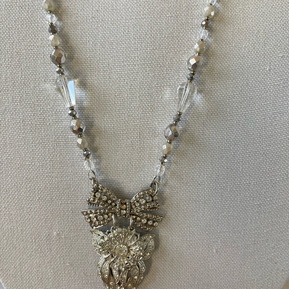 NWT Wedding Necklace Of Vintage Pendant Quartz Crystal & Czech Faceted G… - Picture 11 of 11